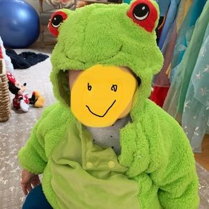 Baby frog costume (6-12 months)